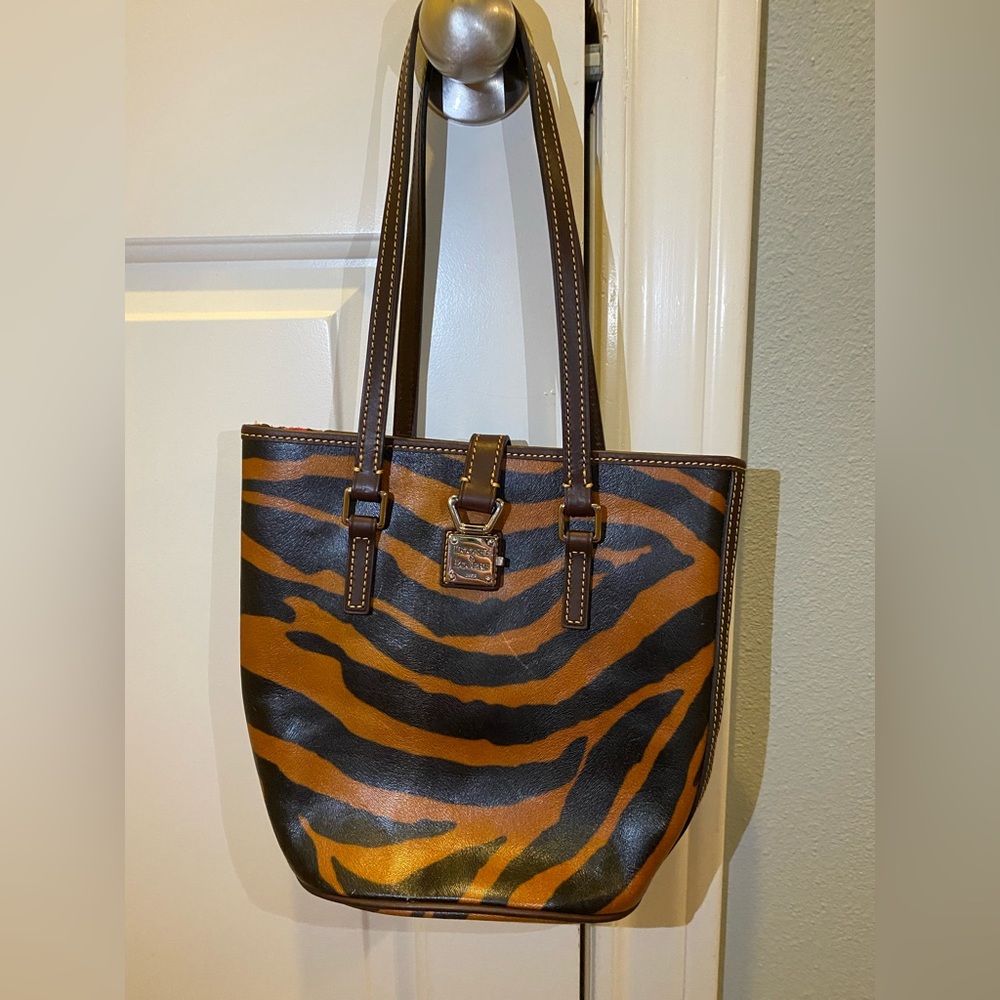 Dooney & Bourke North/South Bucket Bag Brown T’Moro